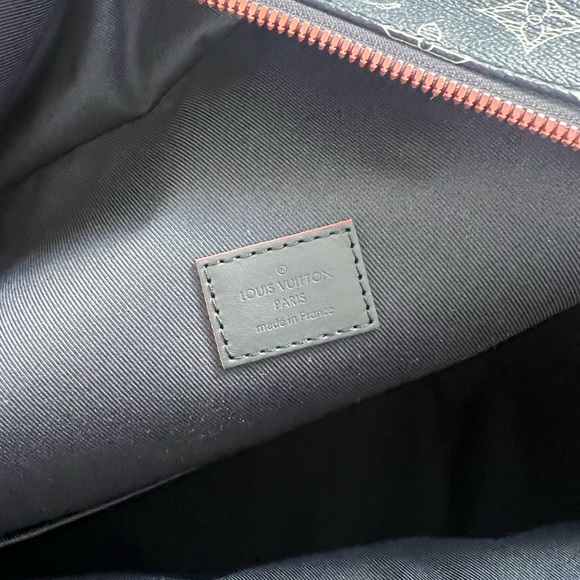 Louis Vuitton Apollo Backpack - Picture 8 of 9